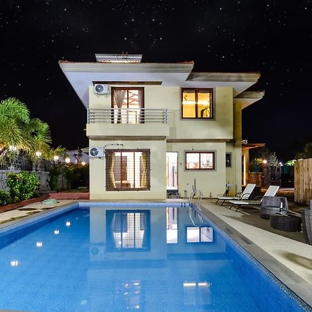 Lifeline Villas - Luxurious Taraangan 4 Mountain View Villa With Biggest Pool And Huge Open Area Lonavala Esterno foto