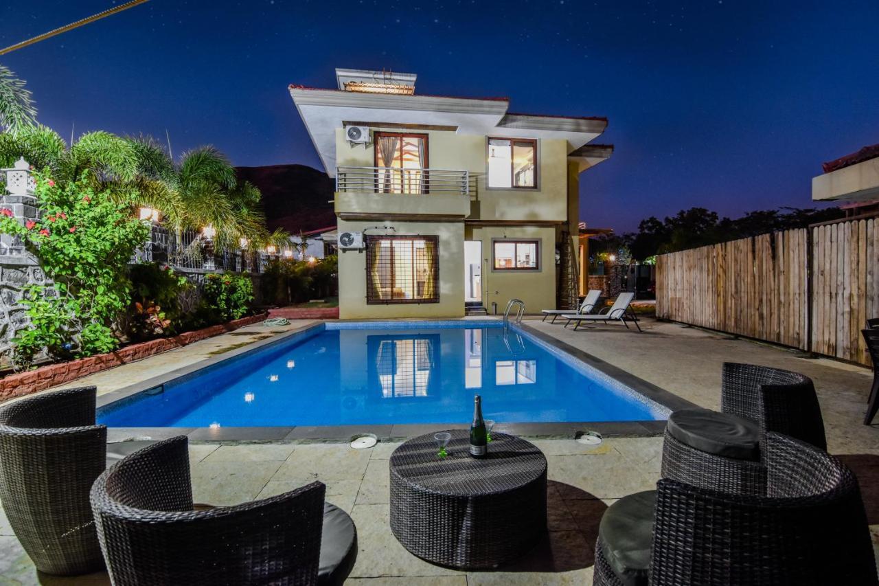 Lifeline Villas - Luxurious Taraangan 4 Mountain View Villa With Biggest Pool And Huge Open Area Lonavala Esterno foto