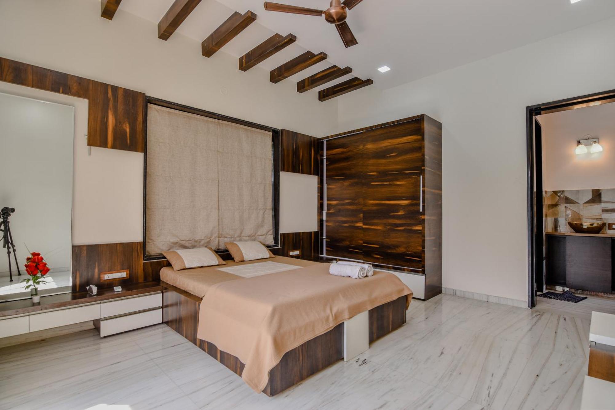 Lifeline Villas - Luxurious Taraangan 4 Mountain View Villa With Biggest Pool And Huge Open Area Lonavala Esterno foto